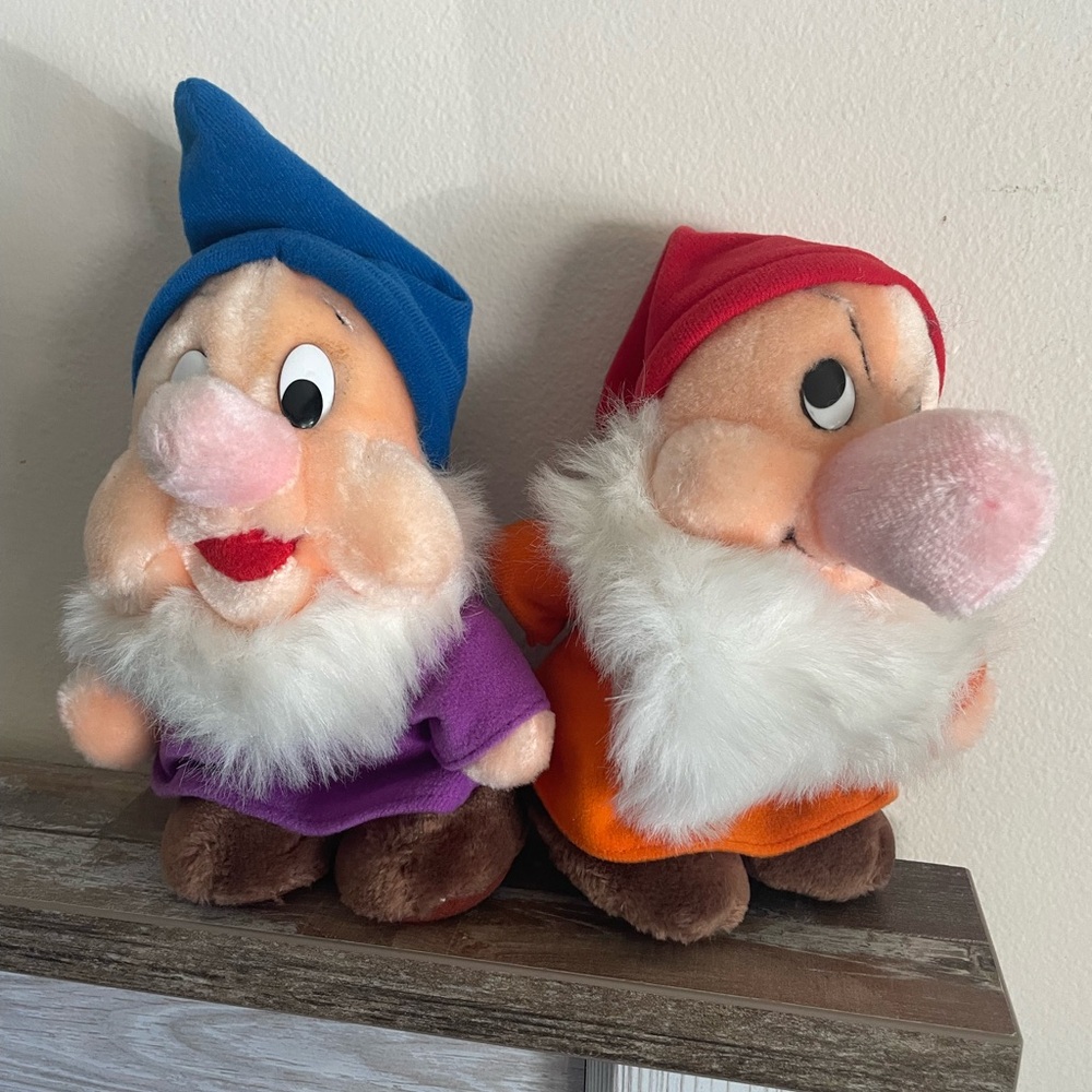 Snow White And The Seven Dwarfs Small Plush bundle